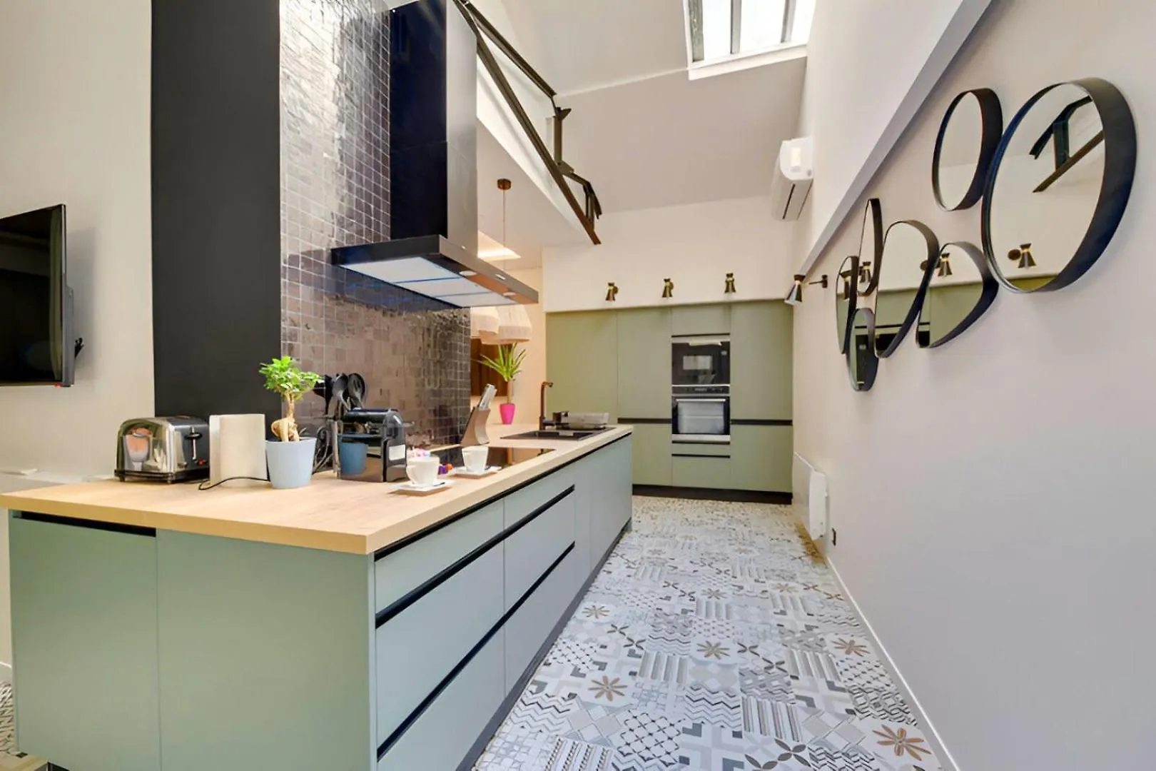 Bluestay 40 - Superb Apartment In Paris